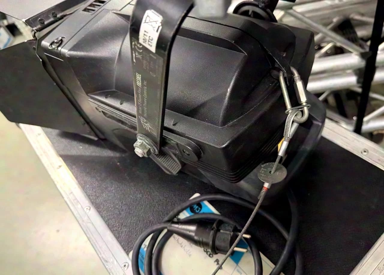 ETC Source Four Fresnel Stufenlinse 750W