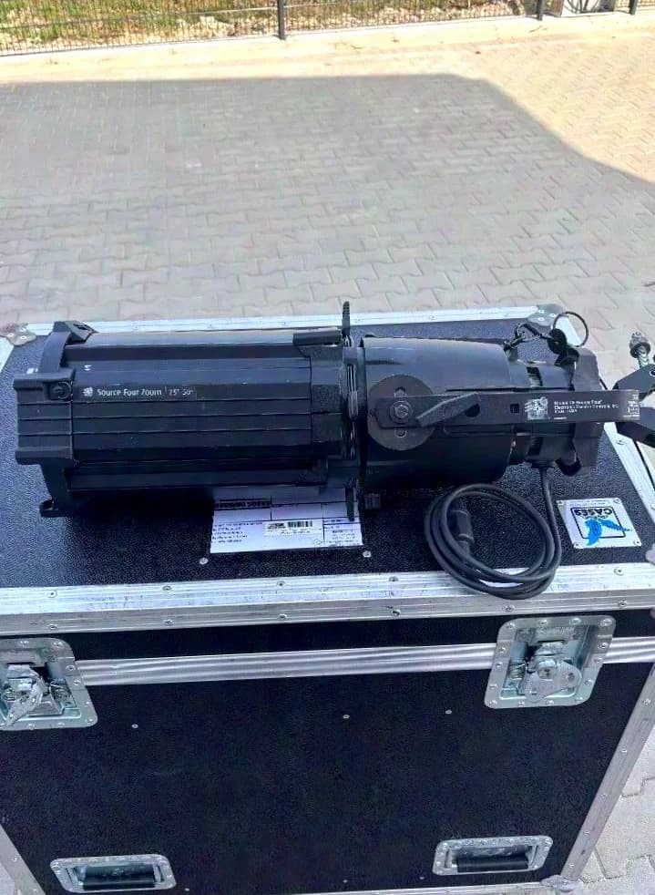 ETC Source Four Zoom Inkl. Case
