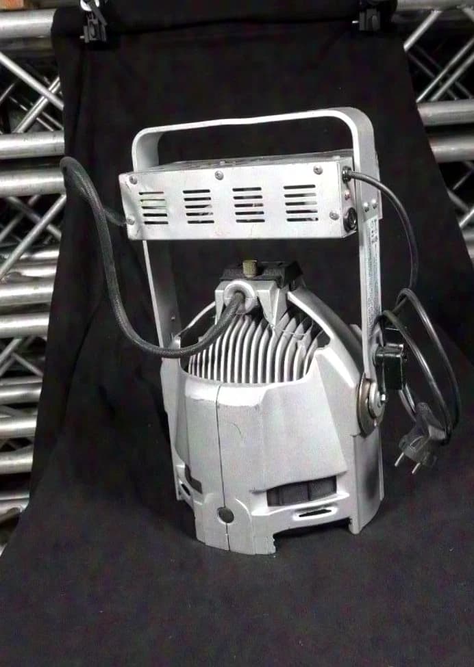 Elation CDMT Par 150W Silber