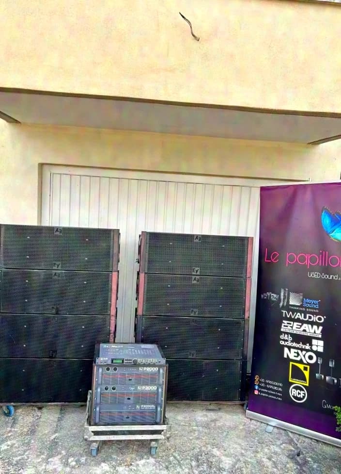 Electro Voice p2000