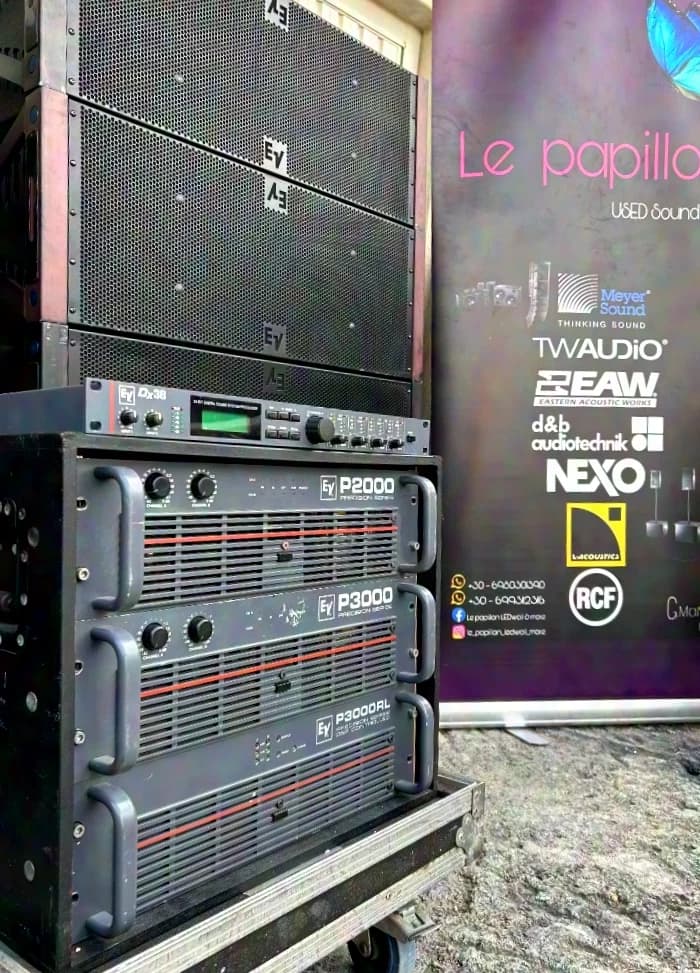 Electro Voice p2000