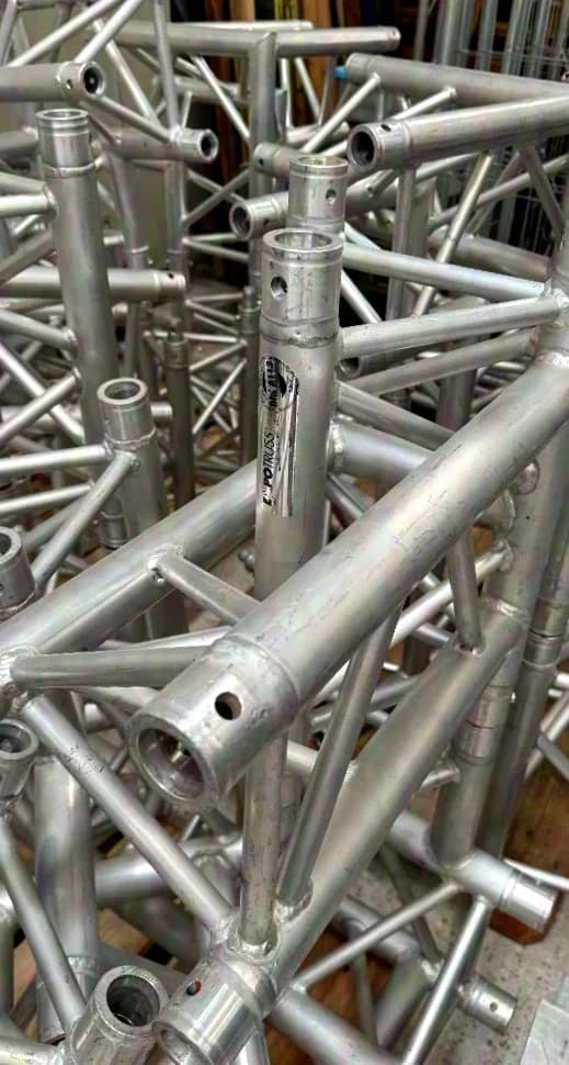 Expotruss X3K-30 Länge 300cm 3-Punkt-Traverse / Silber / 3-Punkt / Konusverbinder