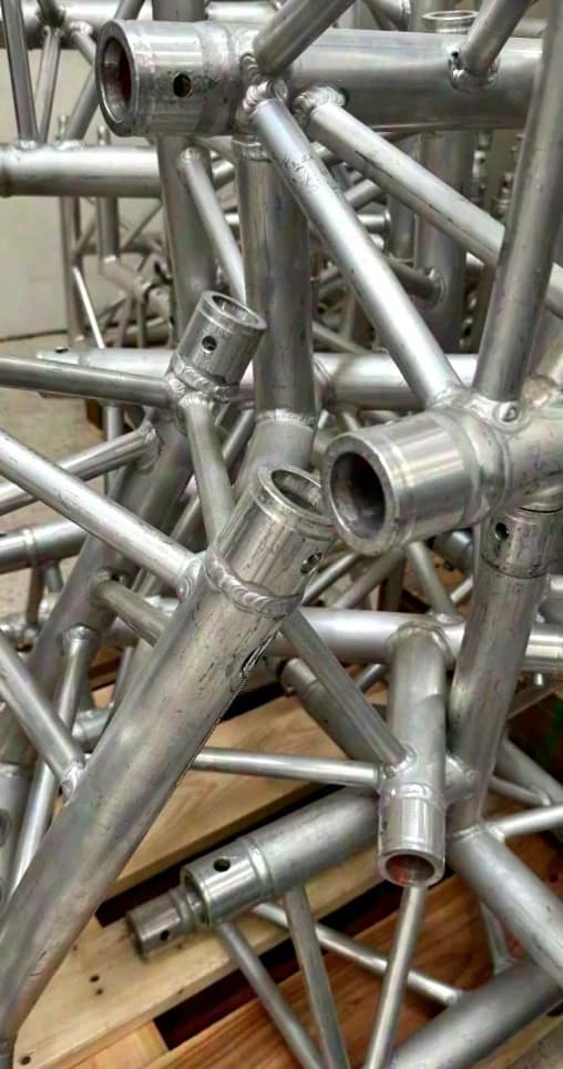 Expotruss X3K-30 T36 3-Weg T-Stück 3-Punkt-Traverse / Silber / horizontal