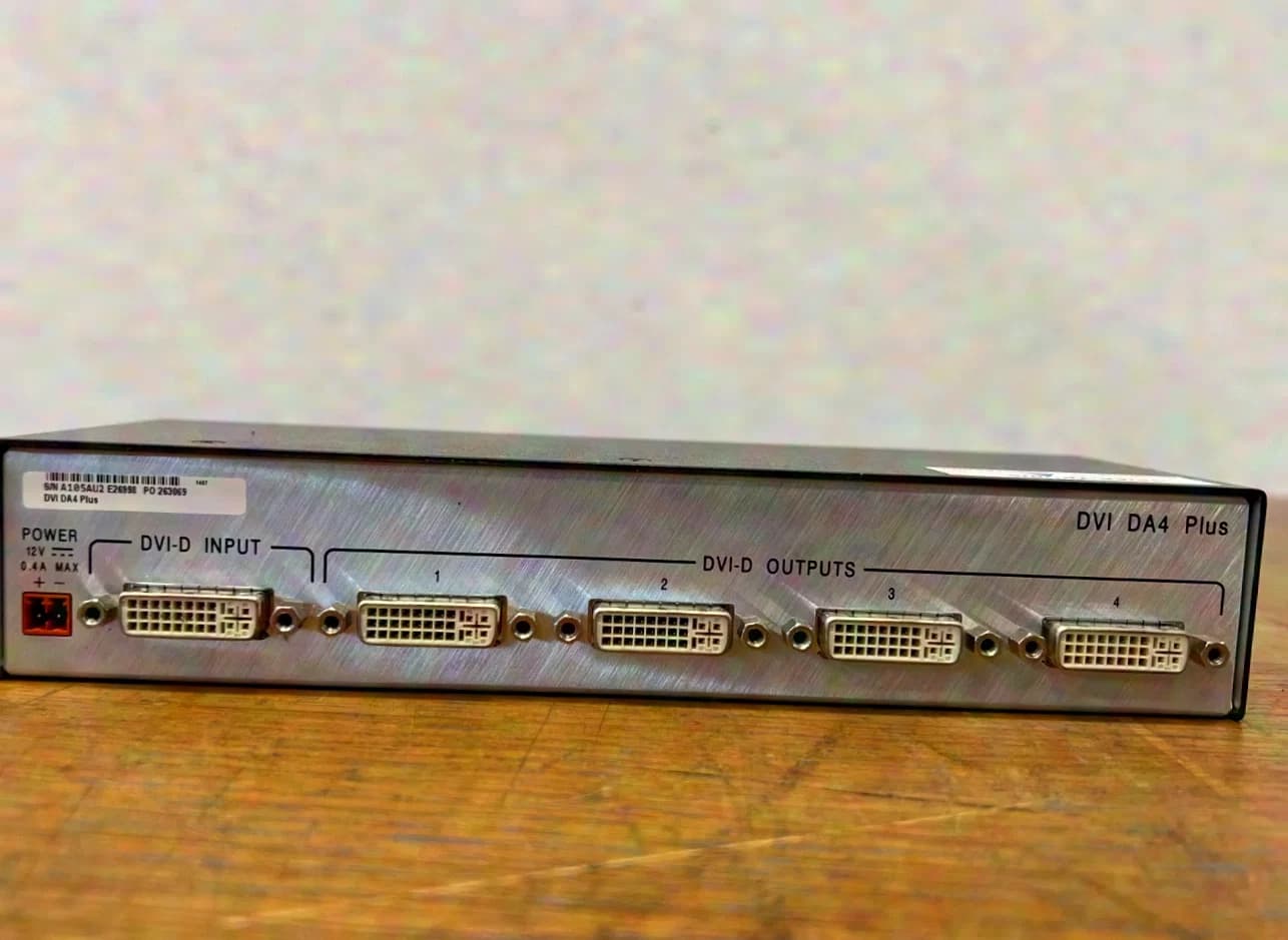 Extron DVI DA4 Plus