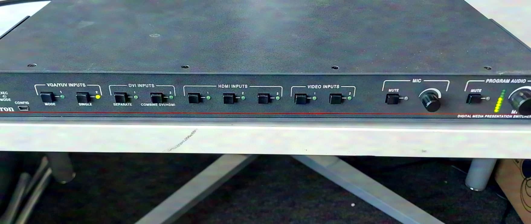 Extron MPS409 Digital Media Presentation Switcher