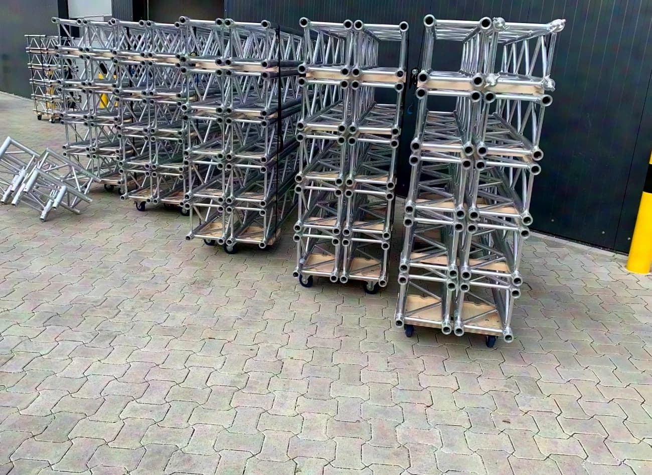 F34 Traversen Truss Set