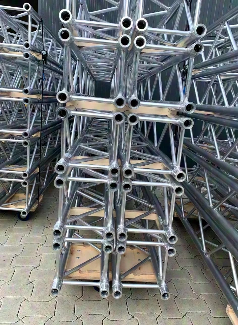 F34 Traversen Truss Set