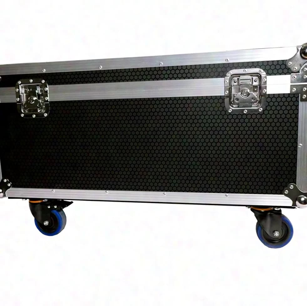 FOS Luminus Polar Tourset 4 IP65 Akku-Wallwasher mit Case