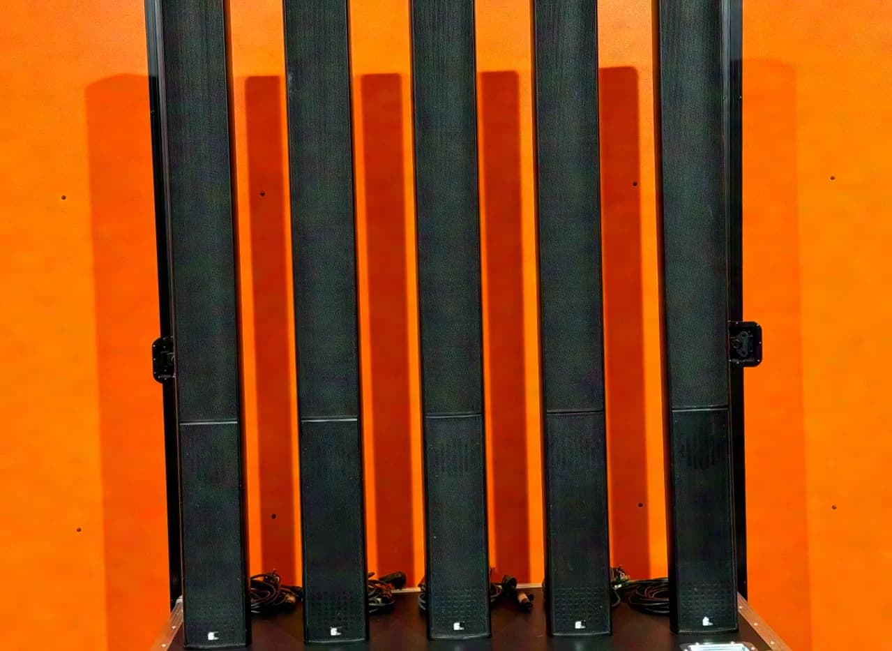 Fohhn Linea Focus LFI-120 elektronisch steuerbare Linienstrahler