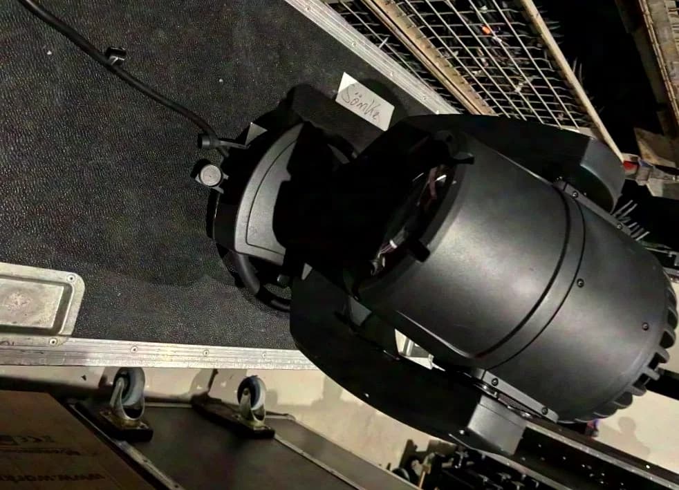 GLP Fusion Exo Beam 10 LED IP65 Beam