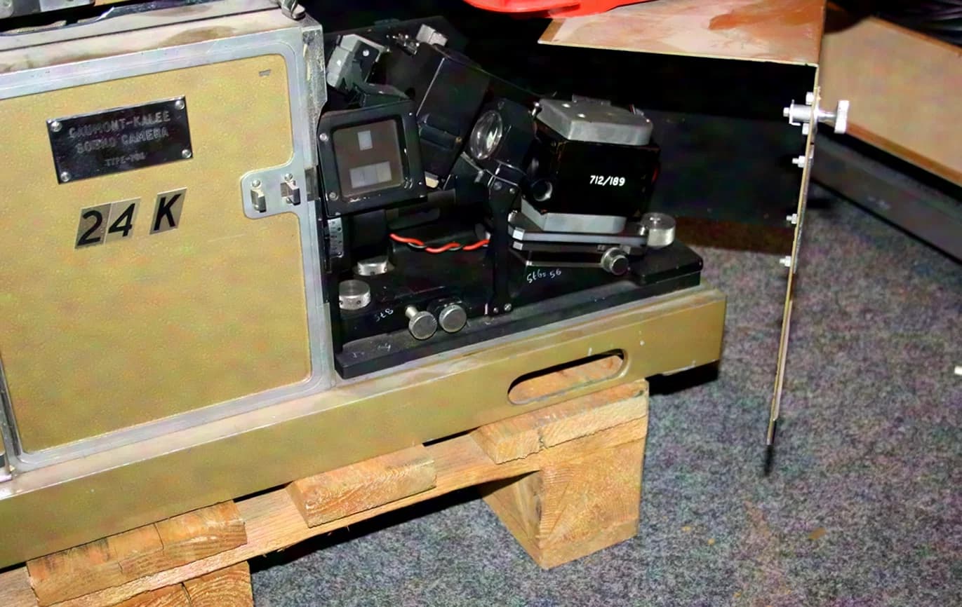 Gaumont Kalee Sound Camera Type 706 (24K)