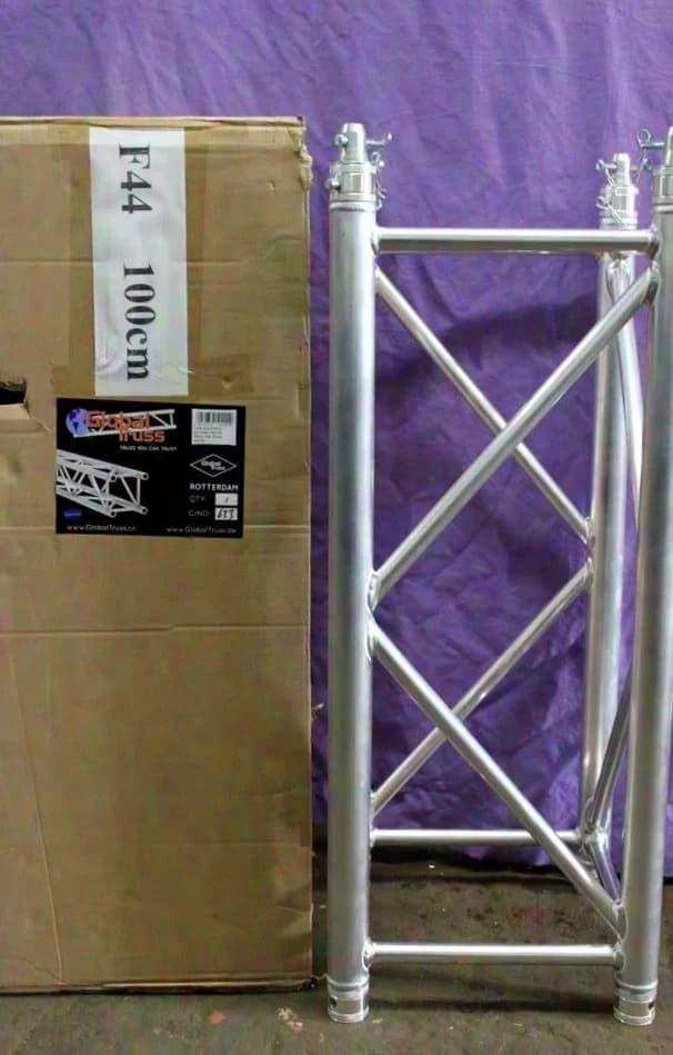 Globaltruss u.a. Beamerständer Globaltruss F44 + Riffelblech Platte, F34 Traverse
