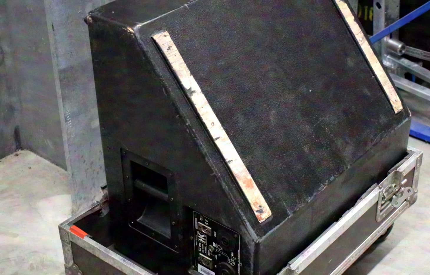 HK Audio SM212