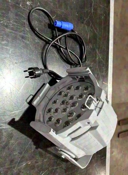 IGNITION Studio Par 20 x 3W LED RGB