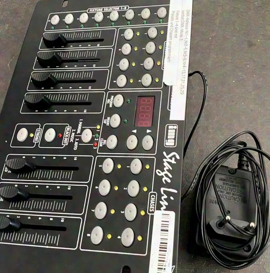 IMG LED-32C Steuerpult / Controller für DMX-LED-Scheinwerfer im Case -guter Zustand