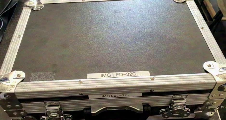 IMG LED-32C Steuerpult / Controller für DMX-LED-Scheinwerfer im Case -guter Zustand
