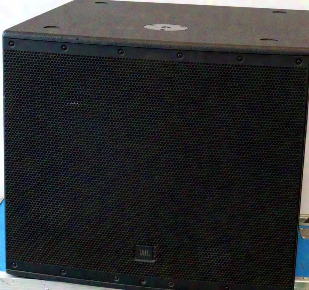 JBL EON 618 (18“ Subwoofer, aktiv)