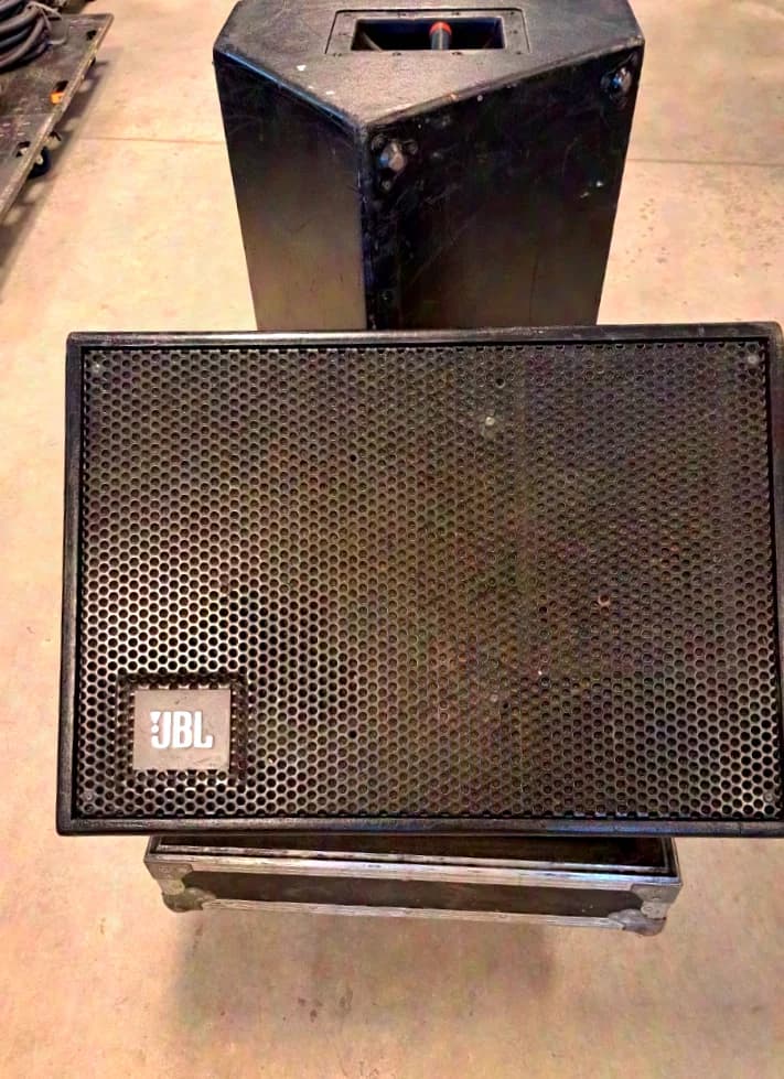 JBL P723 Hochleistungsmonitor pro Set 2X JBL P723 + Touring-Case