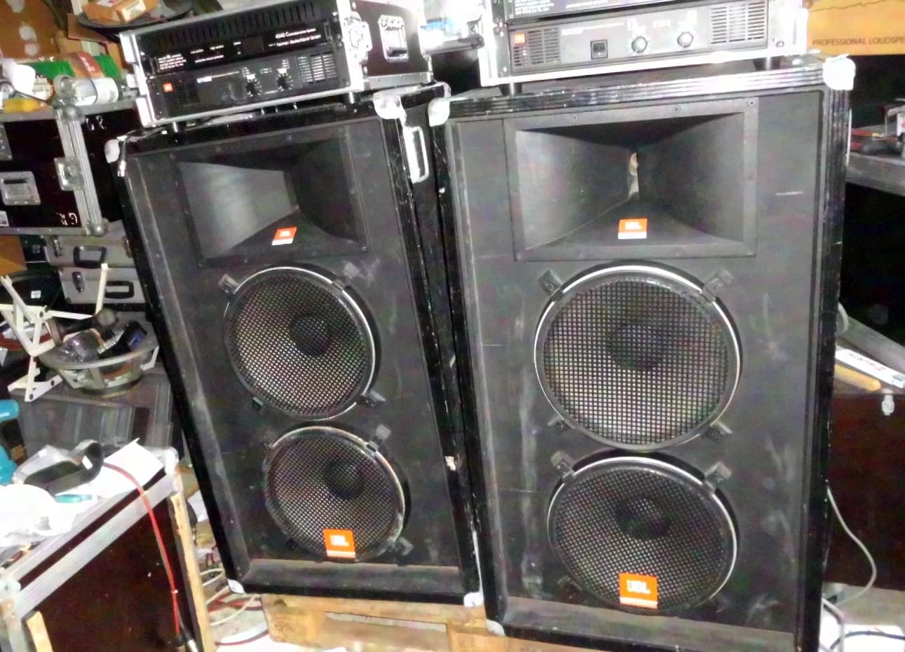 JBL harman deutschland GmbH, 4545 Controlliertes PA- System Prozessor gesteuert. Mitec EX 31 4545