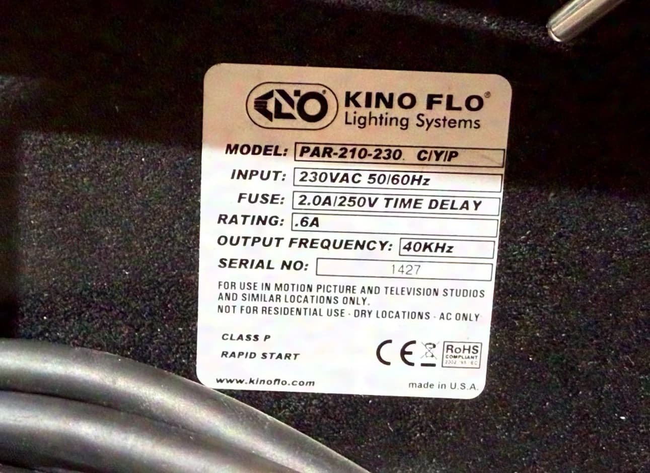 Kino Flo ParaBeam Par-210-230 C/Y/P DMX