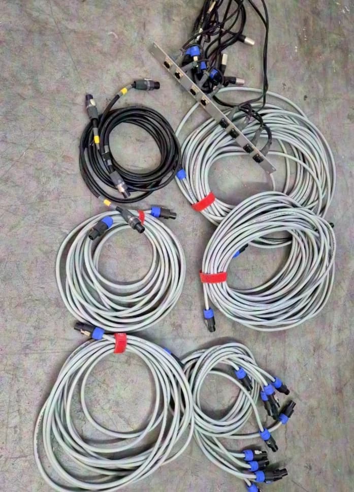 LAX PRO AUDIO Komplettes System TH912 +TH928B + Amps