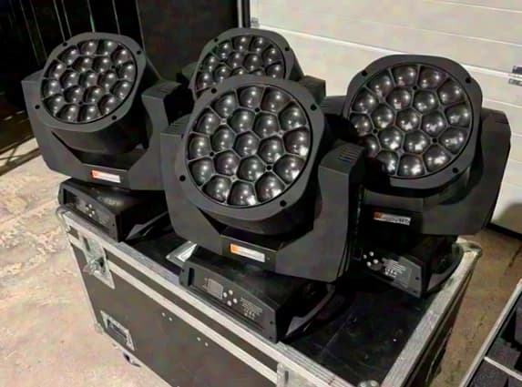 LTH SquareLED Kaleidoscope Eye LED Moving Head Washlight (Clay Paky K10 B-Eye Clone) 1x 4er Set