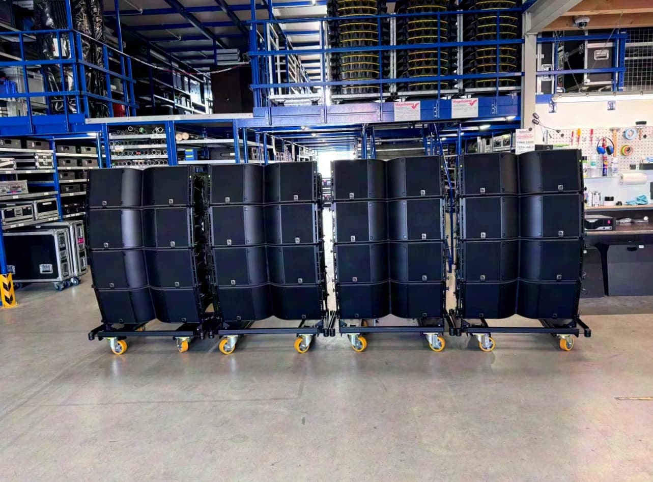 L-Acoustics K3 - Set aus 16 Stk. mit Zubehör - Demo - Neuwertig