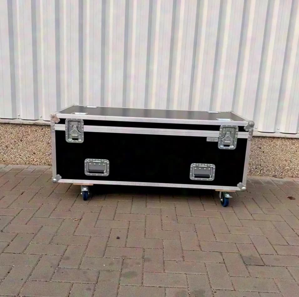L-Acoustics SYVA White (set of 2) + Flightcase | Certified Pre-owned