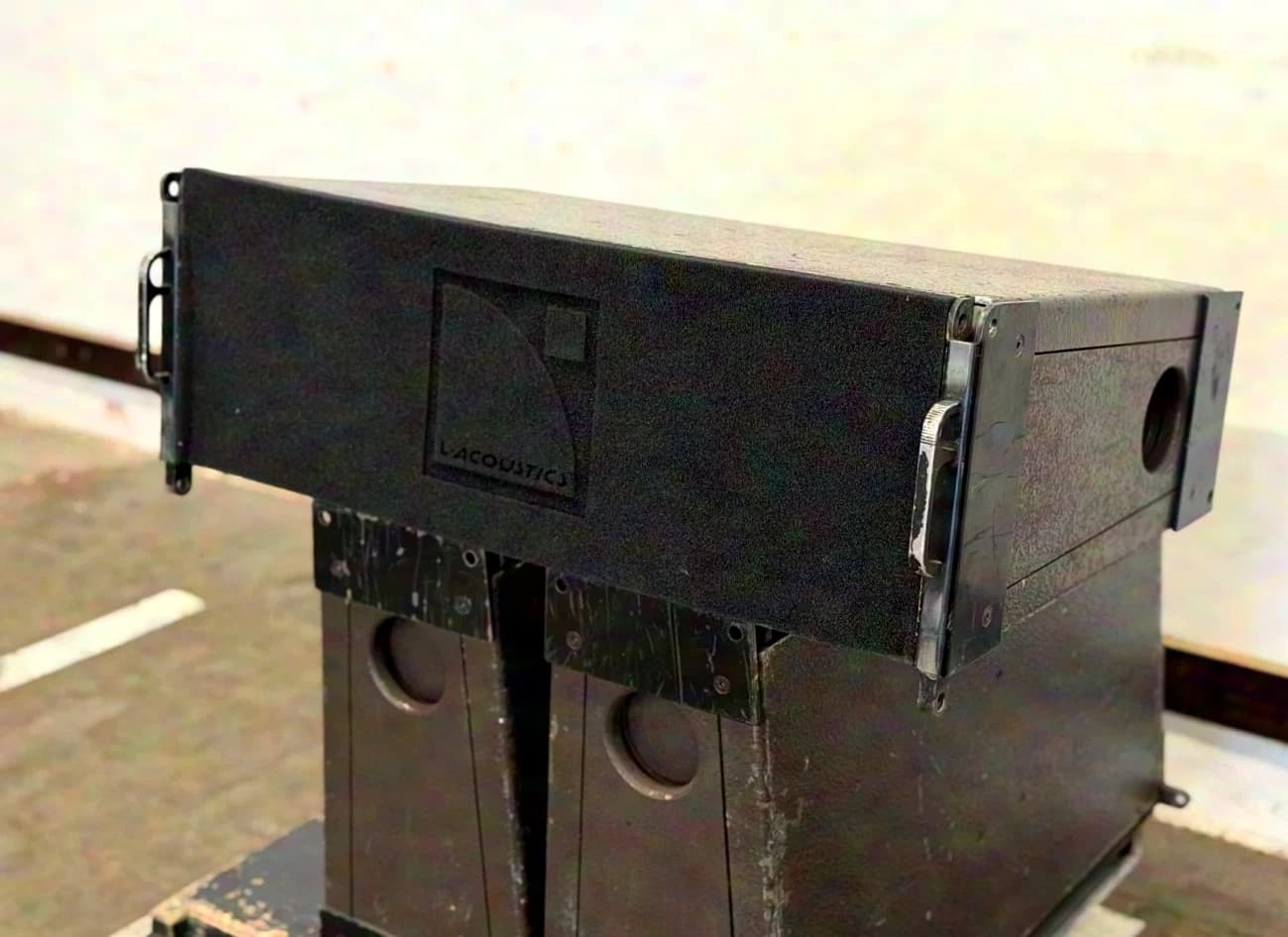 L-Acoustics dV-Dosc inkl. 3er Cases 24er Set