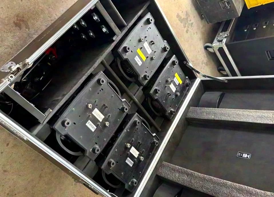 Lightmaxx Wash Moving Heads im Case