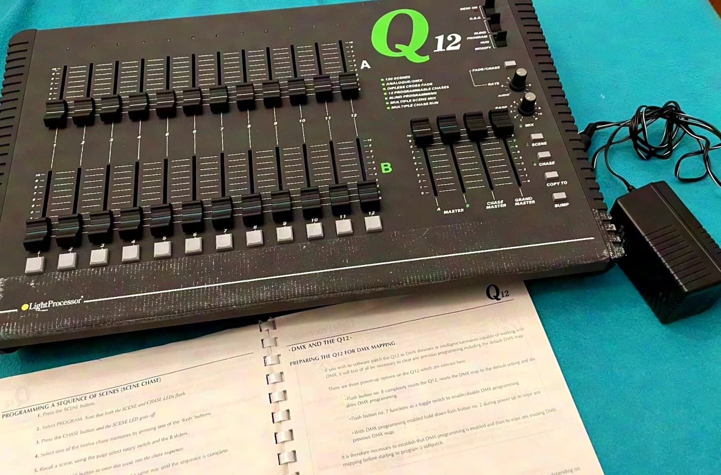 Lightprocessor DMX-Steuerpult Q12