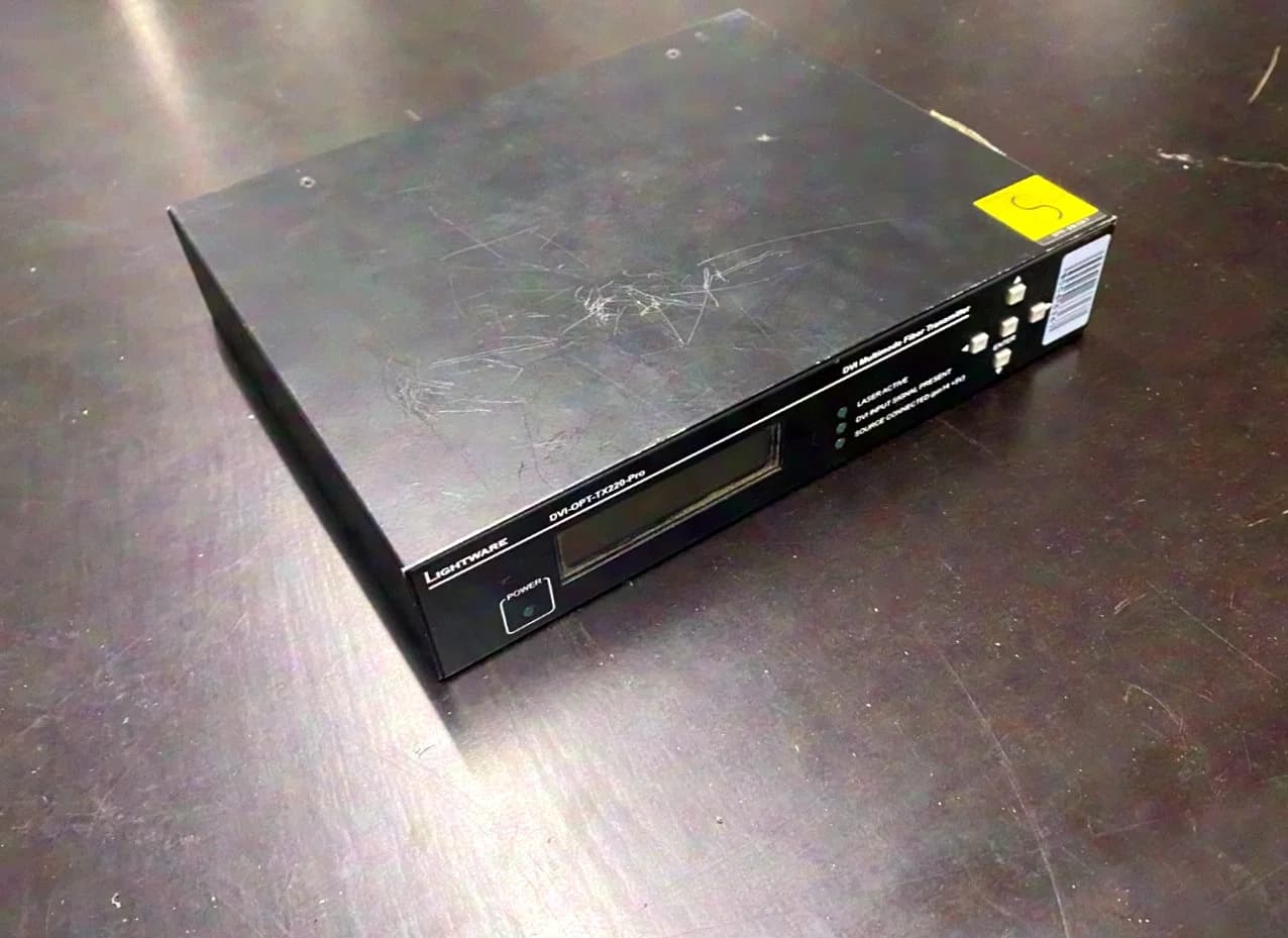 Lightware DVI-OPT-RX220-Pro + DVI-OPT-TX220-Pro Set Mit Case