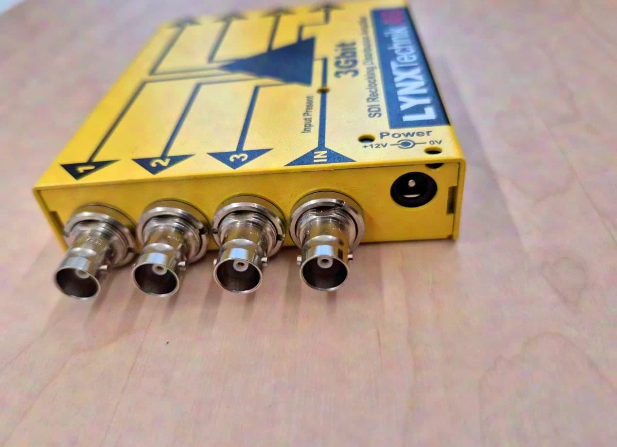 Lynx DVD 1817 7-fach SDI Splitter