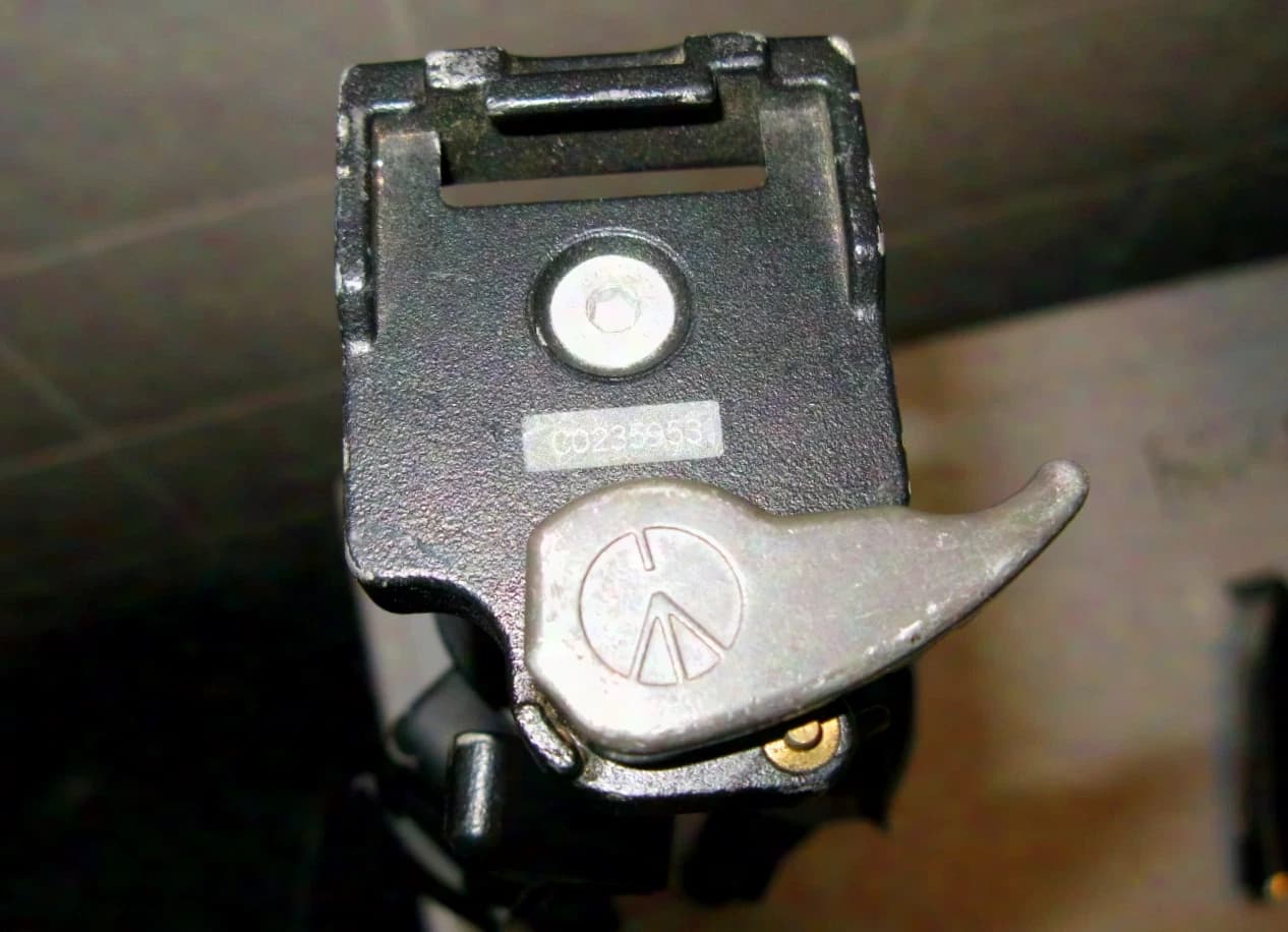 MANFROTTO Kamerastativ Manfrotto 190XV + Kugelkopf 484 RC2