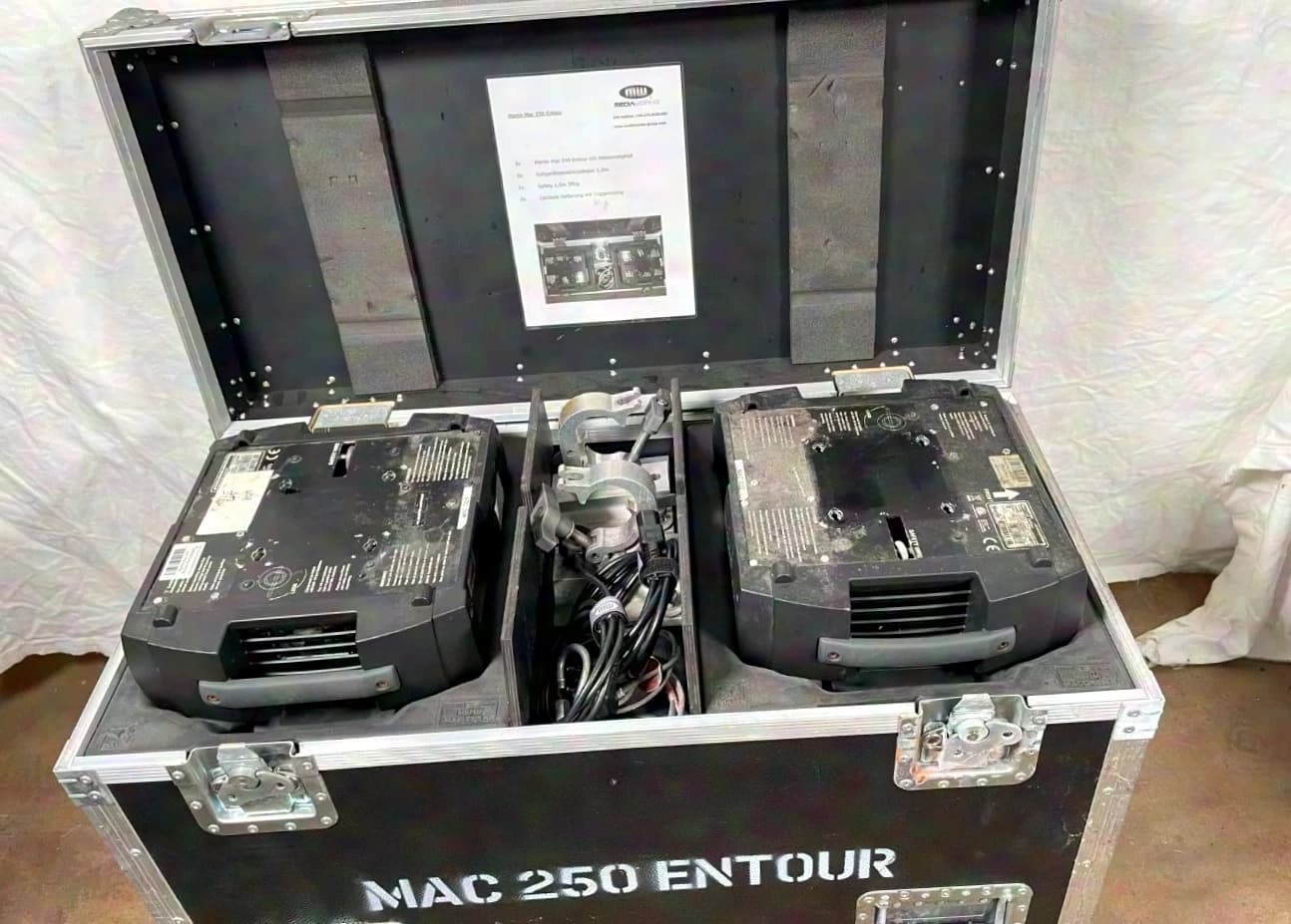 MARTIN MAC 250 Entour, Moving Head
