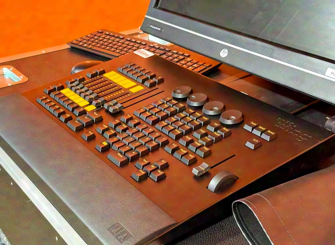 MA LIGHTING grandMA2 onPC command Wing Tour Pack inkl. HP Compaq Elite 8300