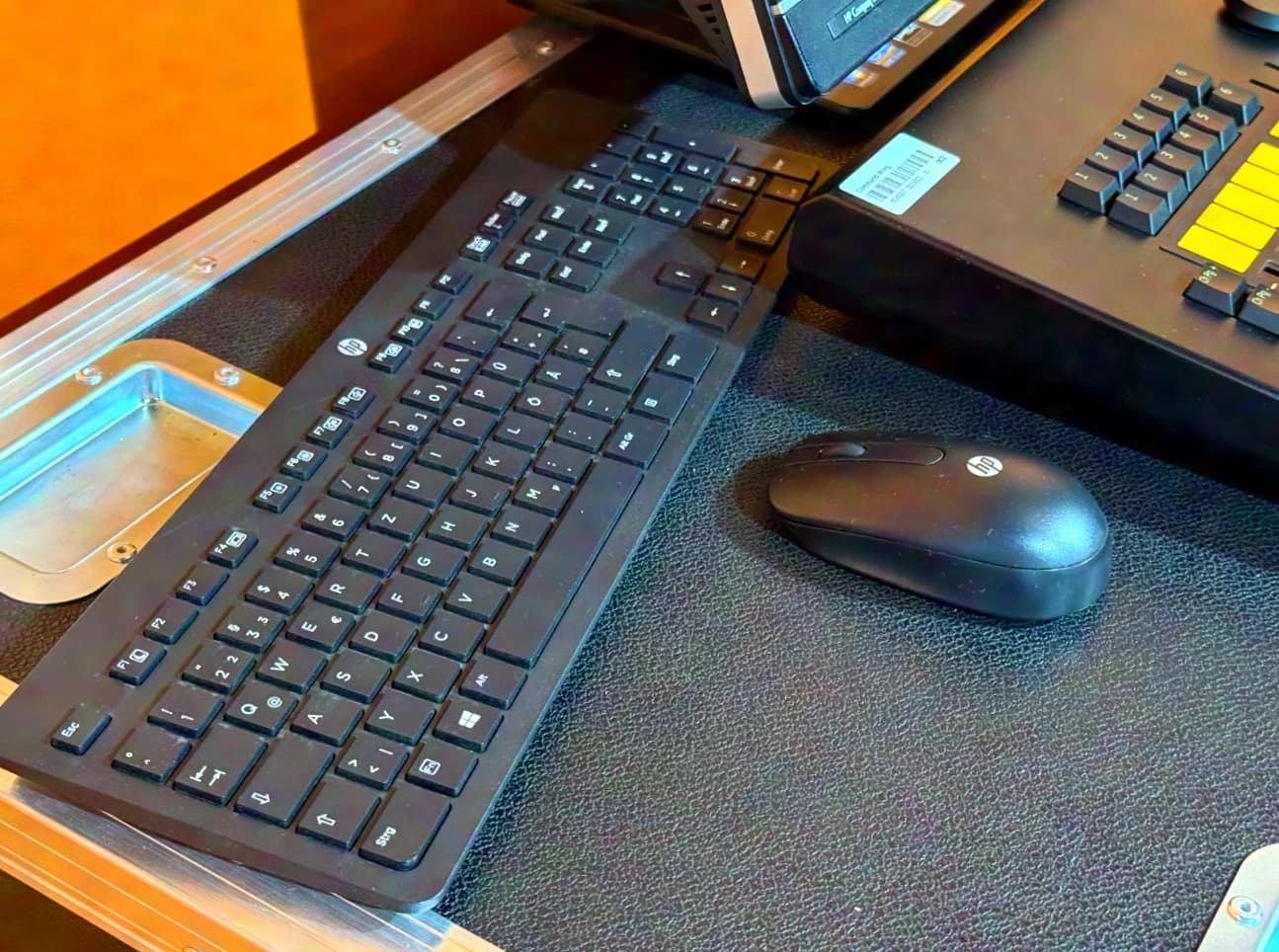 MA LIGHTING grandMA2 onPC command Wing Tour Pack inkl. HP Compaq Elite 8300