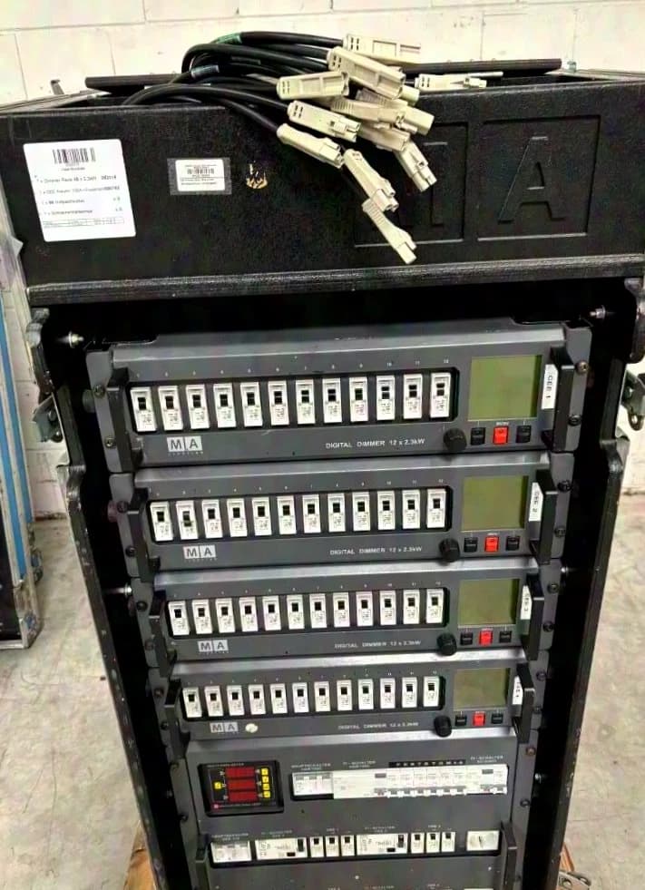 MA Lighting Dimmer-Rack 48x2,3 kW 48-Kanal Dimmer mit Hotpatch