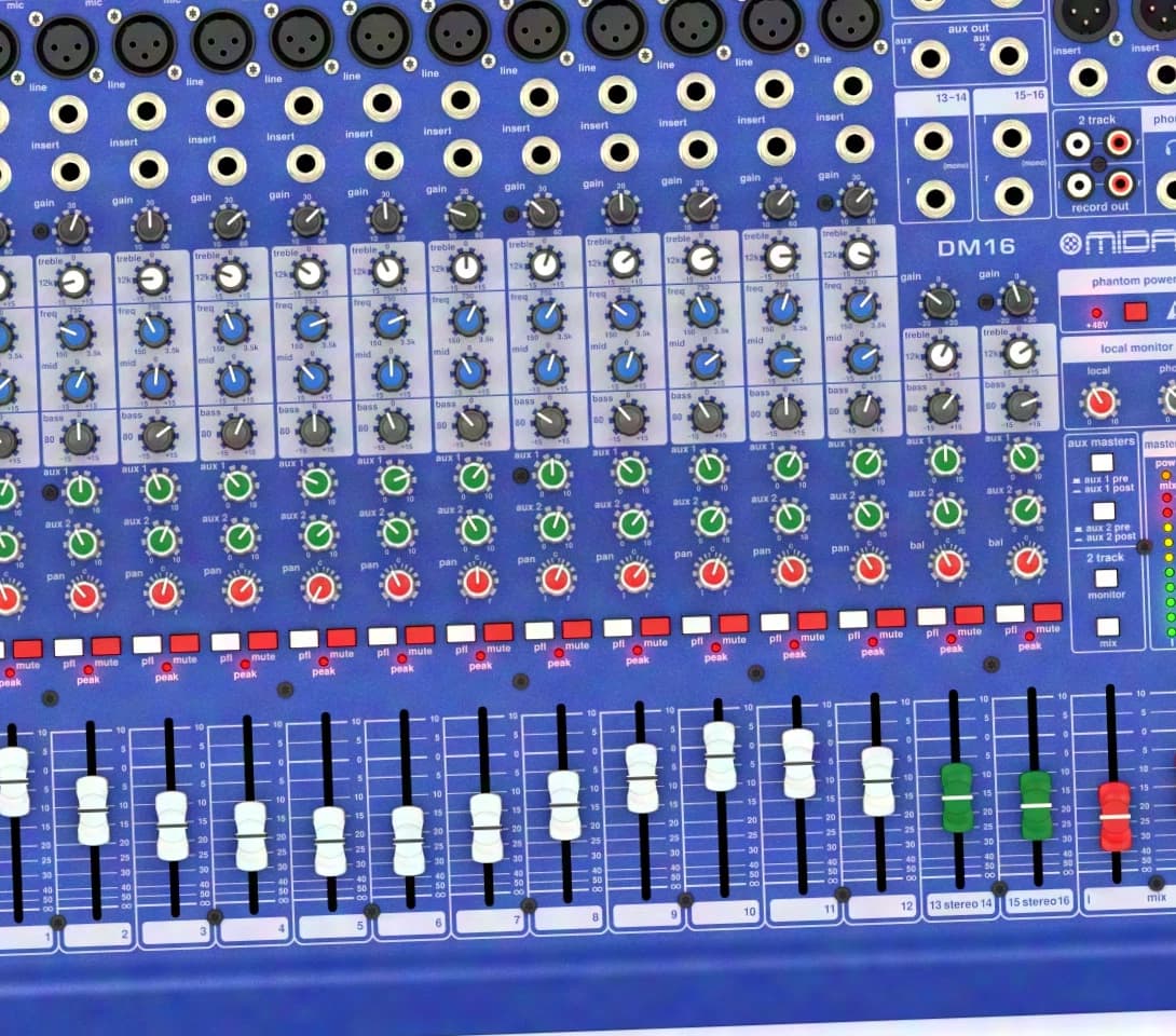 MIDAS DM16 16-Eingangs-Analogmischpult für Live- und Studioanwendungen