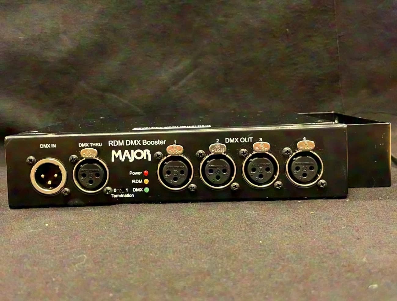 Major DMX-Splitter 1 in 4, 3 pol mit Rigging Adapter