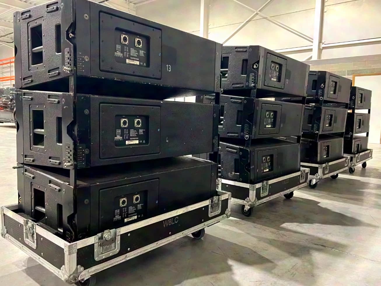 Martin Audio W8LC(D) 12"/2x6,5"/3x1" Line-Array (12x)