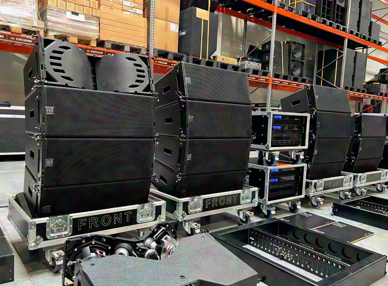 Martin Audio Line-Array: 16x WPS 4x iKON iK42 Dante 2x grid