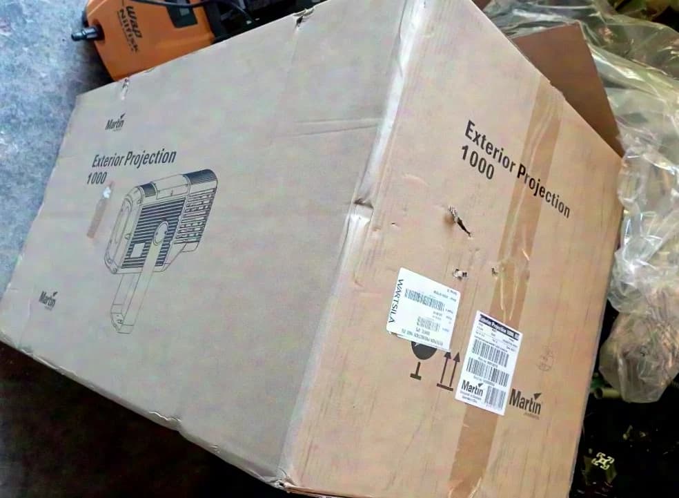 Martin Exterior Projection 1000