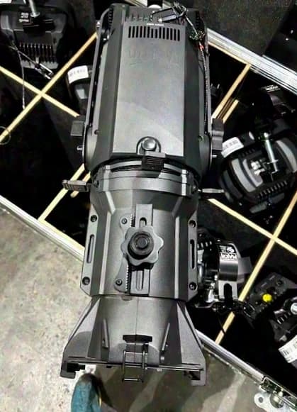 Martin MARTIN ELP-WW LED Zoom Profilscheinwerfer MARTIN ELP-WW LED Zoom Profilscheinwerfer