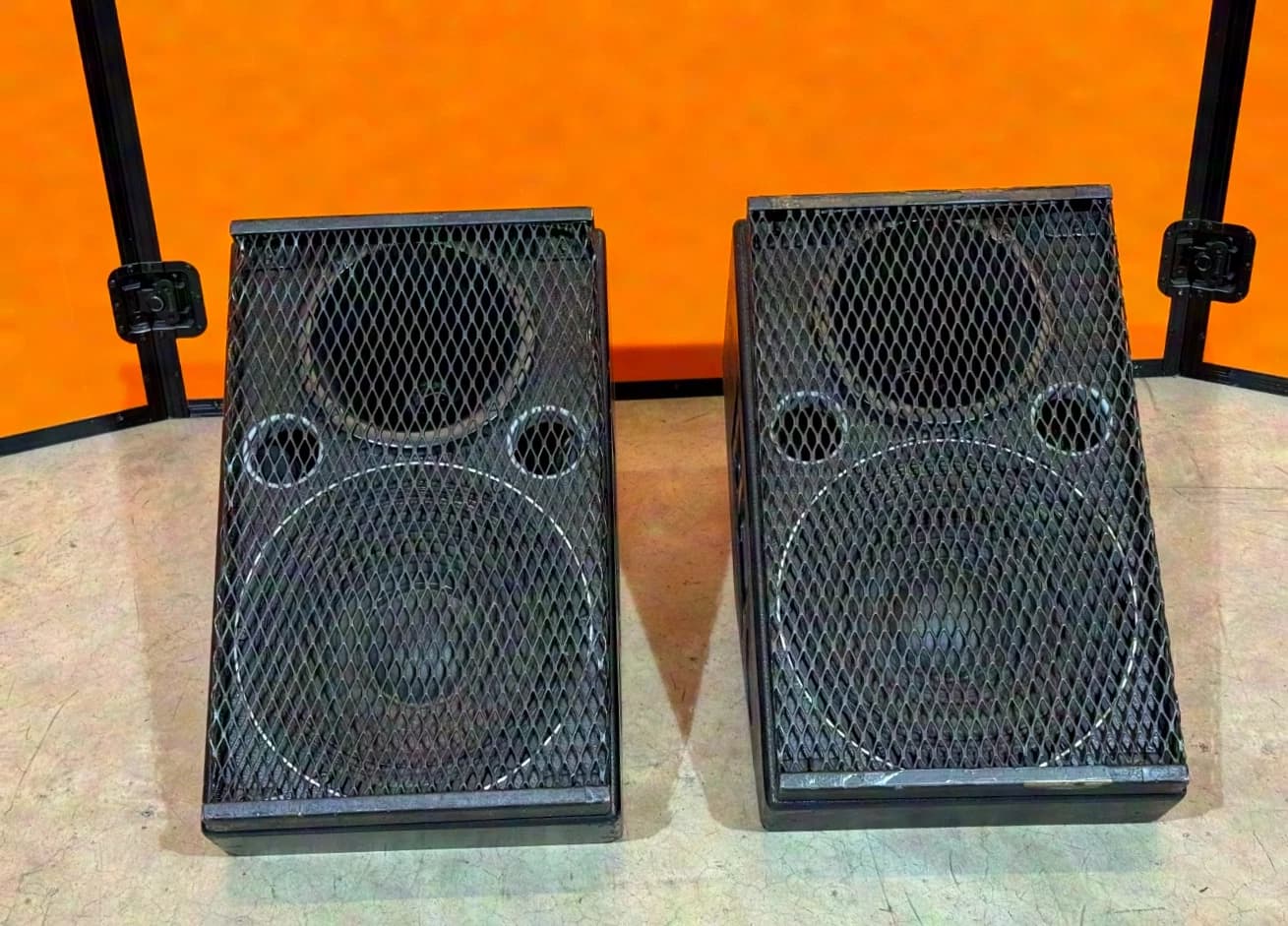Meyer Sound UltraSeries UM-1A Monitor Lautsprecher