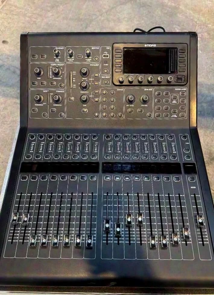 Midas M32R LIVE