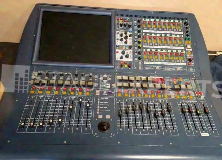 Midas Pro 2C + Midas DL251 Stage Rack