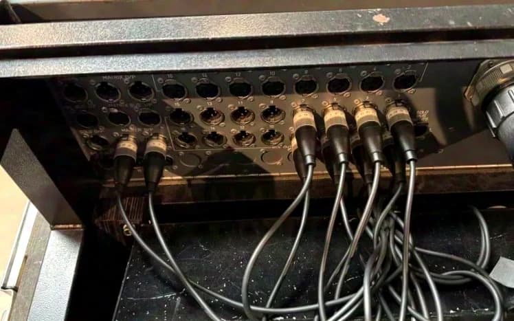 Midas XL340 inkl. 2x PSU. Flightcases