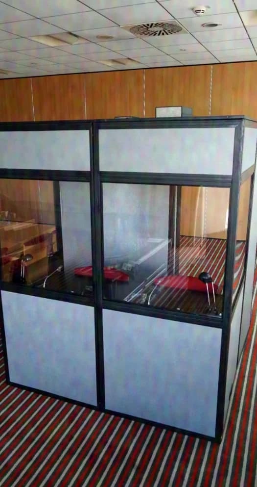 Multi-Caisses Dolmetscher - / Sprecher Kabine "Protocole mit Case"