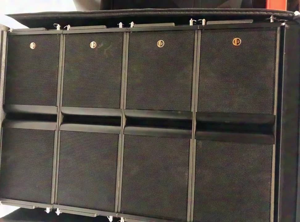 Musicson, Falcon 210 und BP-218 DA Musicson Line-Array-System